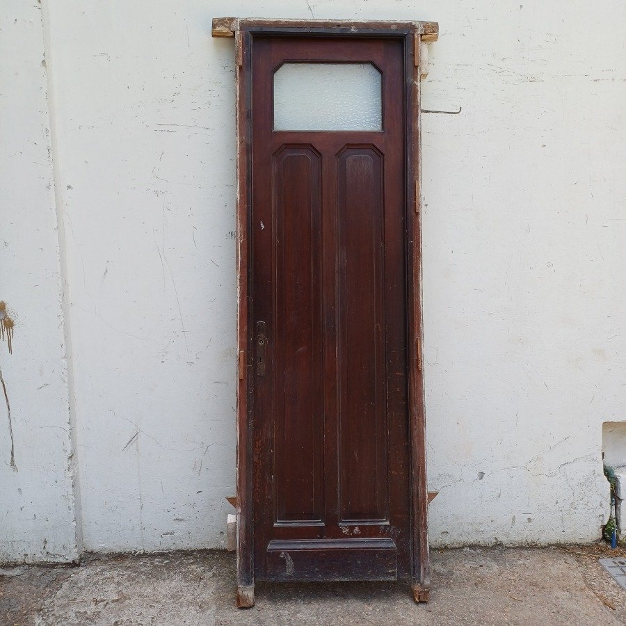 Item 16700 - Image 1