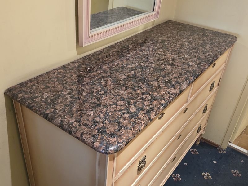 Item 923073 - Image 3