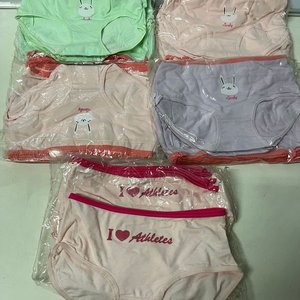 Lote anterior: Lote de 20 Bombachas de Algodón para Niñas, Varios Diseños y Colores