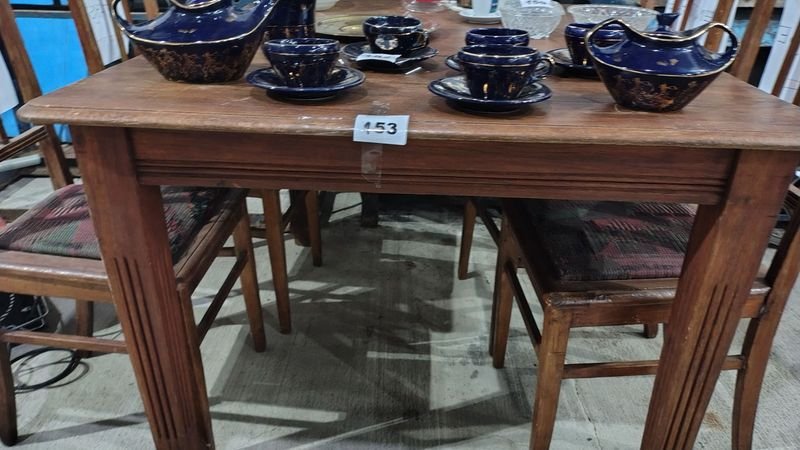 Juego de Comedor de Roble con Mesa Extensible y Sillas Tapizadas - imagen 4