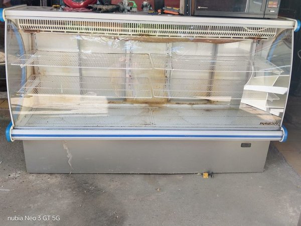 Vitrina refrigerada para almacenamiento