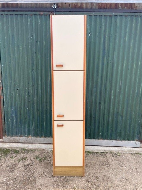 Mueble auxiliar de baño en buen estado - imagen 2