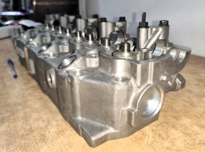 TAPA DE CILINDROS PARA MTSUBISHI L200 - imagen 6