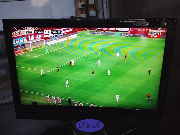 Televisor LED Panavox 32" Funcional