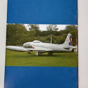 Libro "Primeros Aviones a Reacción en la FAU" - Historia Fuerza Aérea Uruguaya - imagen 2