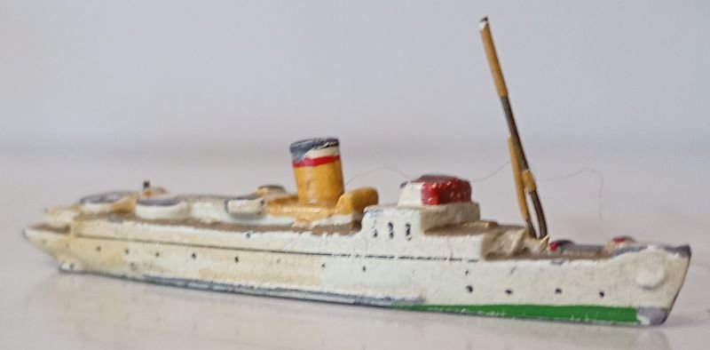 Barco a escala de Plomo Art Decó pintado al esmalte, un artículo de colección - imagen 2