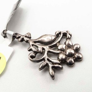 Dije de Plata "Flor" Hecho en Uruguay - imagen 2