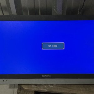 Lote anterior: Televisor Panavox Negro con Entradas HDMI, VGA y USB