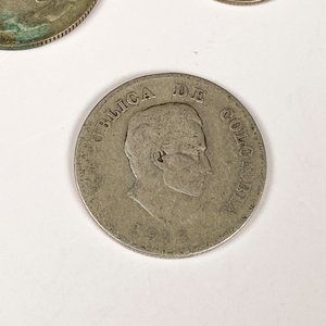 Tres Monedas de Plata Colombianas: 20 Centavos (1913, 1951) y 10 Centavos (1950) - imagen 5
