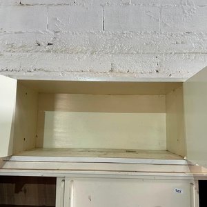 Armario Metálico Blanco de Pared con Dos Puertas - imagen 2