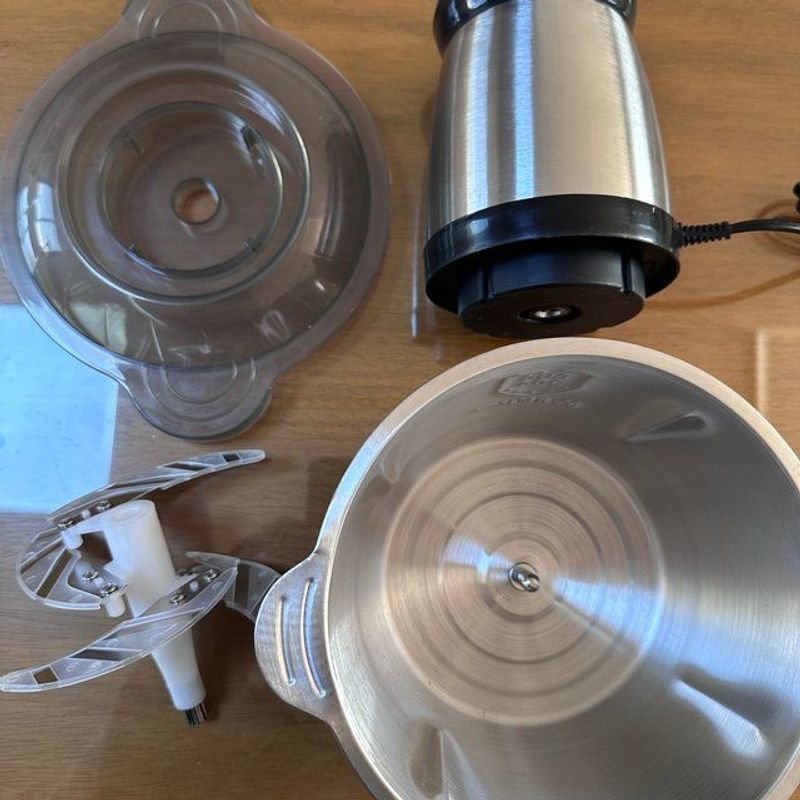 Lote siguiente: Procesadora de Alimentos FOOD 2lt - Electrodomésticos
