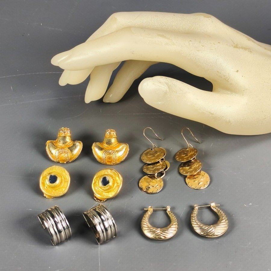 Item 16345 - Image 2