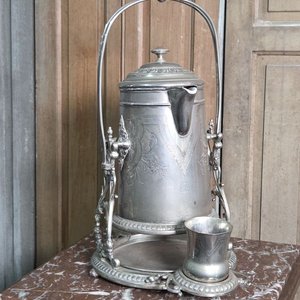 Chocolatera Antigua WMF de Metal Plateado con Taza y Soporte - imagen 2