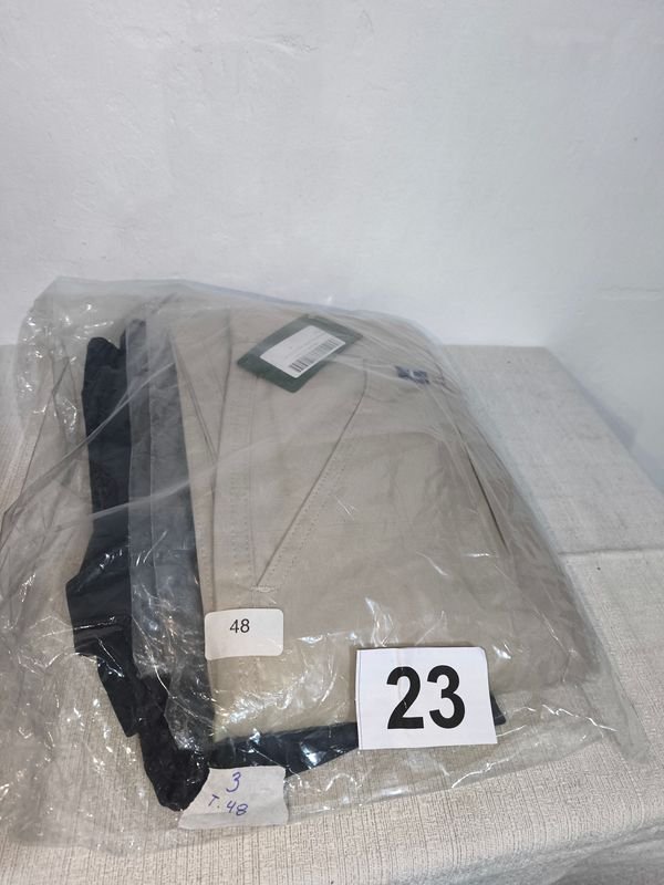 Ropa de Bombacha Unisex en Excelente Condición - imagen 2