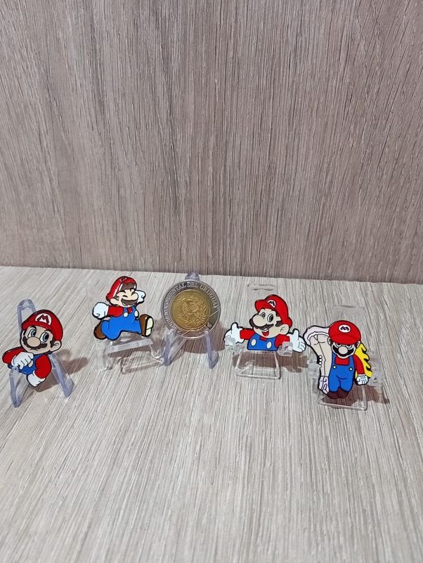 Lote de 4 Broches Metálicos Esmaltados Mario Bros