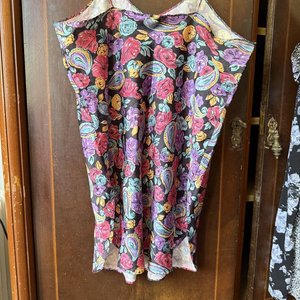 Lote de Dos Vestidos Camiseros: Estampado Floral y Animal Print - imagen 6