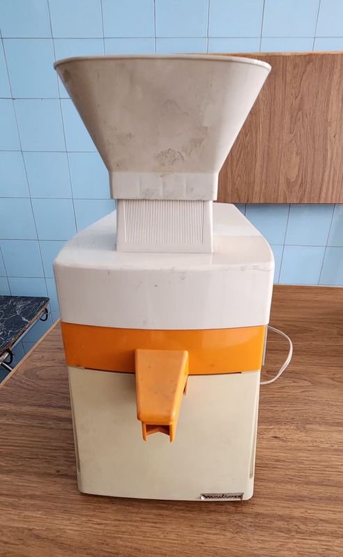 Extractor de Jugos Moulinex Vintage