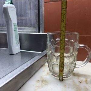 Jarras y Vasos de Vidrio con Relieve - imagen 3