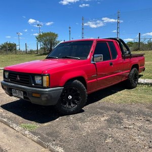 Camioneta Mitsubishi L200 Cabina Extendida Nafta 1997 - imagen 1