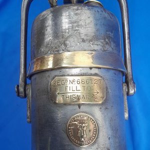 Antiguo Farol de Minero a Carburo Inglés The Premier Lamp & Engineering Co. Ltd. - imagen 5