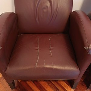 Par de Butacas Tapizadas en Eco-cuero Marrón Oscuro - imagen 5