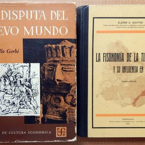 Lote siguiente: Dos Libros: La Disputa Por El Nuevo Mundo y La Fisonomía De la Tierra