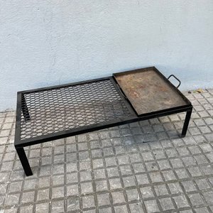 Lote siguiente: Parrilla de Hierro con Plancha y Asas