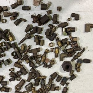 Lote de 210 Piezas de Conexiones de Cobre y Bronce - imagen 2