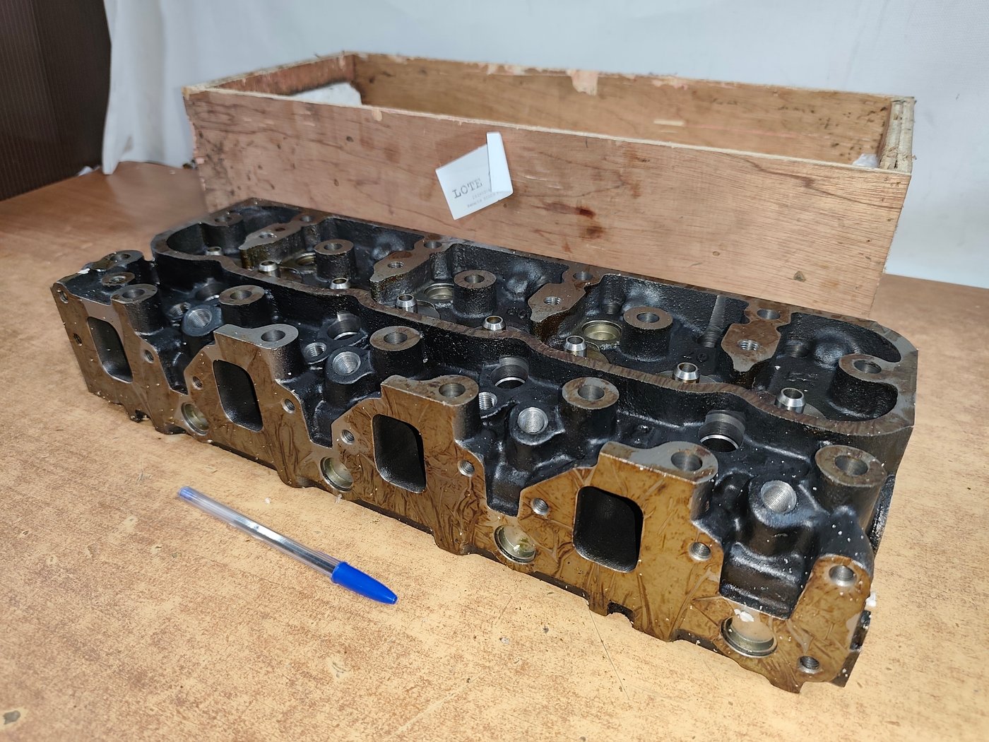 Cabeza de cilindro para Isuzu sin uso - imagen 2