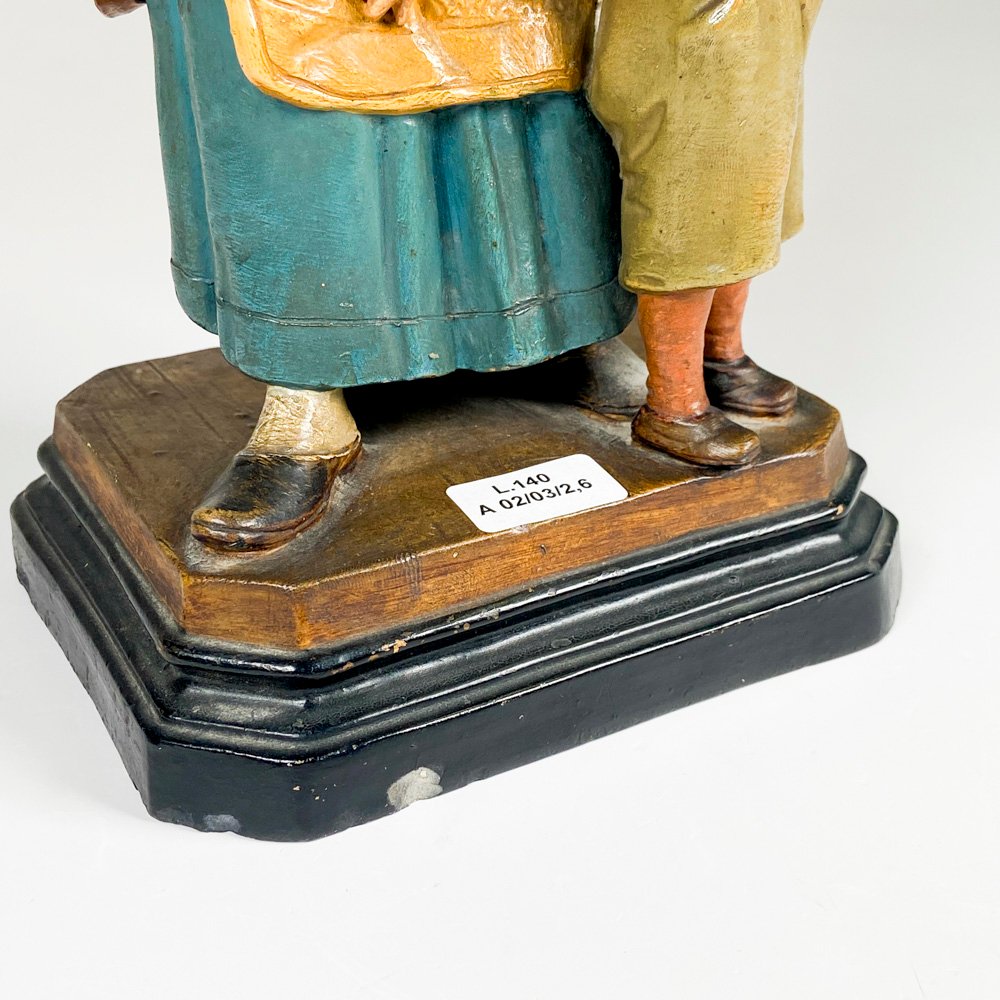 Grupo de terracota numerado, dama y niño - imagen 4
