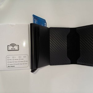 Porta Tarjetas Minimalista Negro con Bloqueador RFID - imagen 2