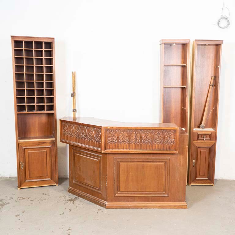 Item 2101939 - Image 0