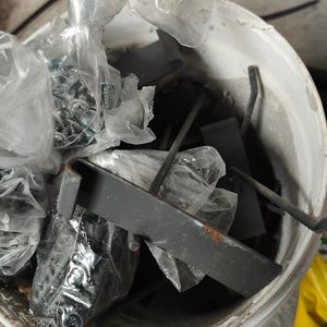 Lote Surtido de Tornillos, Tacos Fisher y Bolsas Sika - imagen 2