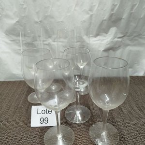 Lote siguiente: Set de 4 Copas de Vidrio para Vino