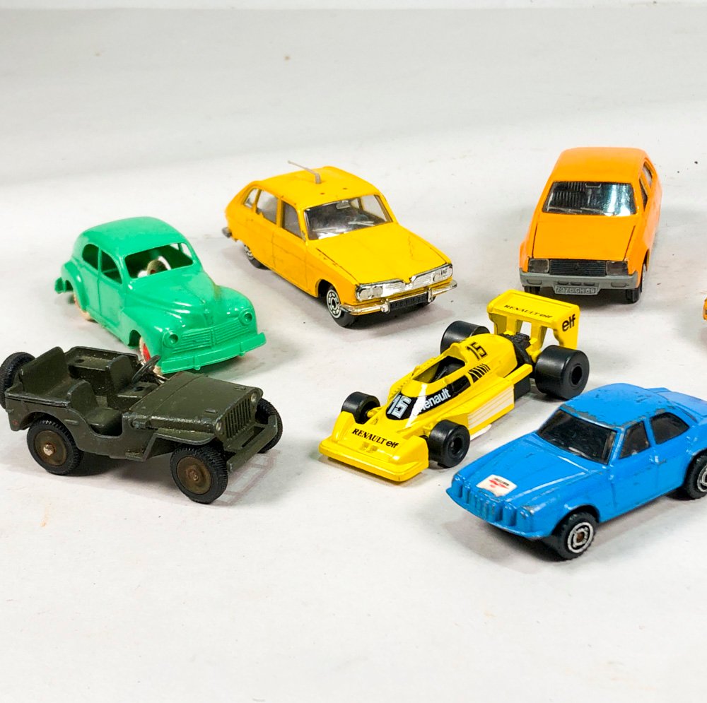 Coche Moderno de Colección - imagen 5