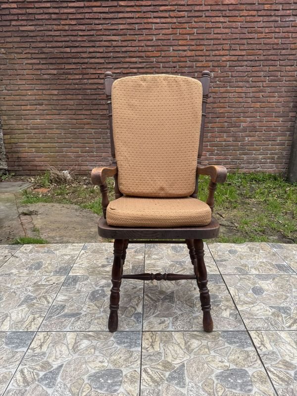 Butaca de Madera con Almohadones Estilo Clásico