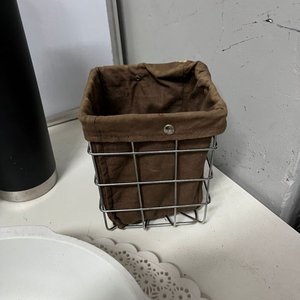 Lote de 8 piezas: Ollas de acero y aluminio, termo, asadera, budinera y vaso - imagen 7