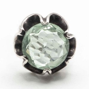 Anillo de Plata con Cristal Verde Facetado - imagen 1