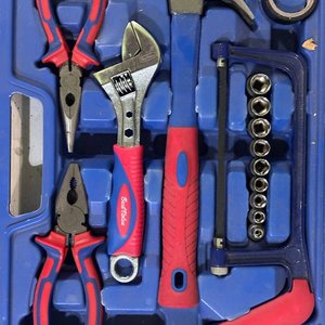 Set de Herramientas Manuales con Estuche Azul - imagen 2