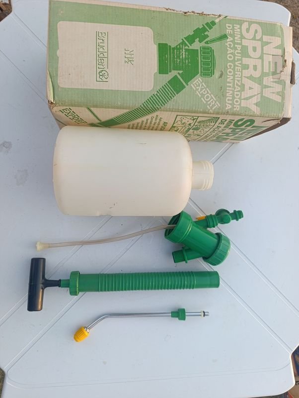 Spray para jardinería en buen estado - imagen 2
