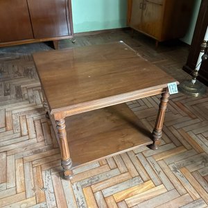 Mesa Ratona Cuadrada de Madera con Estante Inferior - imagen 2