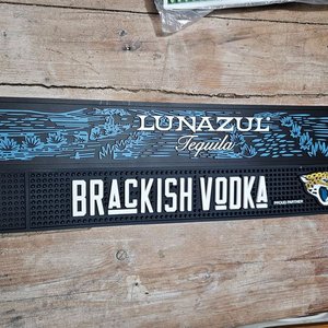 Dos Salvamanteles de Goma para Barra: "LUNAZUL Tequila" y "BRACKISH VODKA" - imagen 2