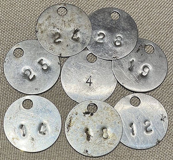 Lote de Fichas de Pañol Metálicas Numeradas