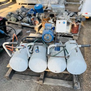 Lote siguiente: Compresor de Aire Industrial con Cuatro Tanques