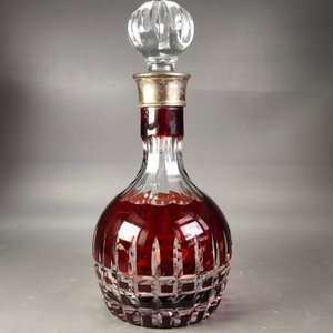 Botellón de Cristal Rojo Grueso Tallado con Diseño Hialino - imagen 1
