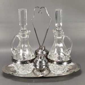Juego Vinagrera Aceitera Salero Pimentero con Bandeja Vidrio y Metal - imagen 7