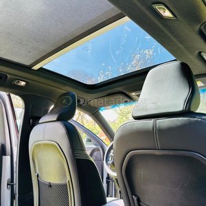 Volvo XC40 Recharge Eléctrico SUV Blanco 2023 - imagen 4