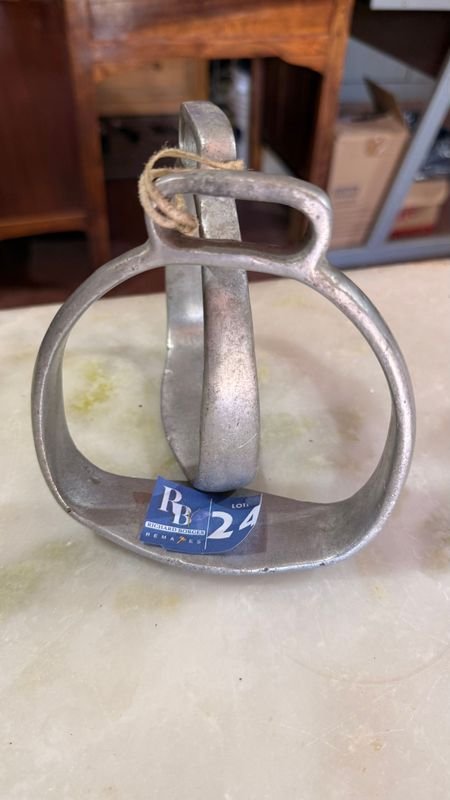 Item 877978 - Image 0