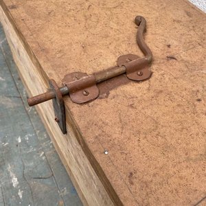 Cajón de Madera con Cerradura Metálica - imagen 3