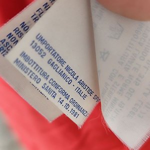 Campera Acolchada Millet Gris y Roja con Capucha - imagen 7